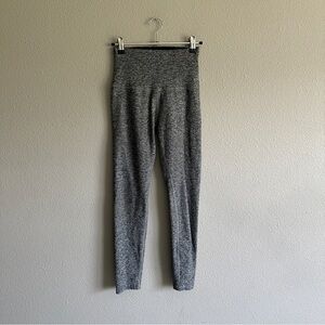 Beyond Yoga Space Dye Gray 7/8 Leggings XS